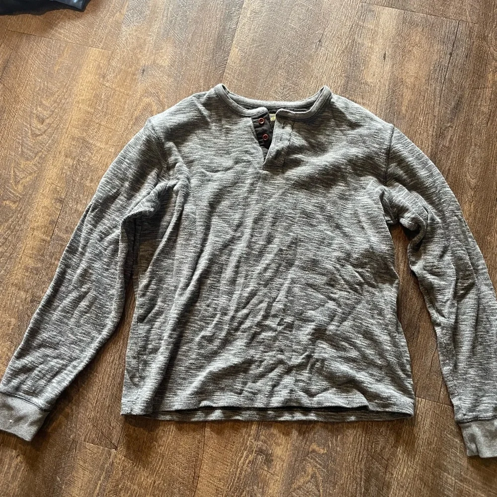Lucky Brand Medium shirt. - Picture 1 of 4